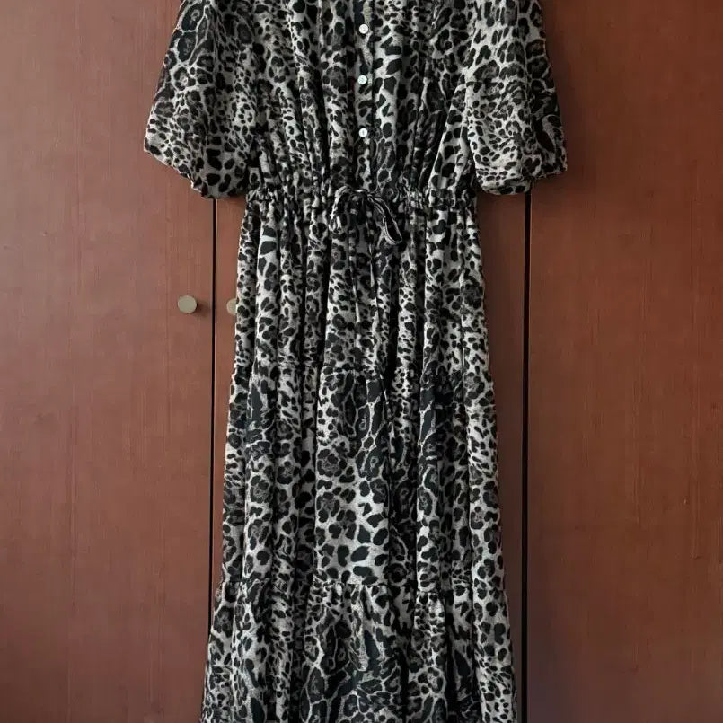 [BUNJANG] Leopard Pattern Long Dress / 레오파드 패턴 롱 원피스