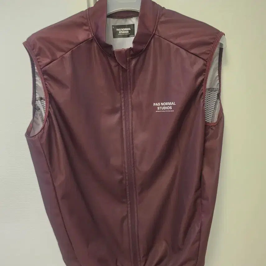 [BUNJANG] Pas Normal Studios Gilet Vest - Size L (fits 100) / 파노말(PAS NORMAL STUDIOS) 질렛 L (100)