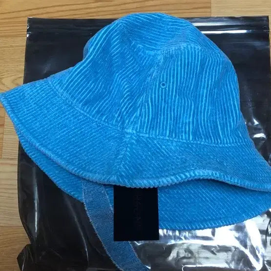 [BUNJANG] Peaceminusone Corduroy Bucket Hat / 피마원 코듀로이 버킷햇