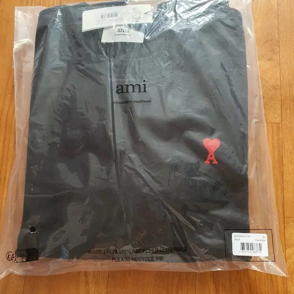[BUNJANG] Ami Ami Heart Logo Black Sweatshirt XL / 아미 맨투맨 블랙 XL
