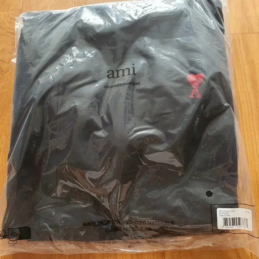 [BUNJANG] Ami Heart Logo Sweatshirt Black M / 아미 맨투맨 블랙 m