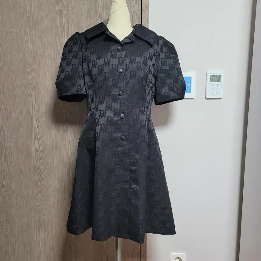[BUNJANG] It Michaa 2024 Puff Sleeve Black Dress / 가격제안행사!!   잇미샤 24년식 퍼프소매 원피스 블랙 하객룩