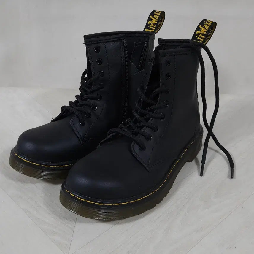 [BUNJANG] Dr. Martens Black 8-Eye Zip Walker Boots / 닥터마틴 [210mm/발작은사람] 블랙 8홀 지퍼 워커 부츠