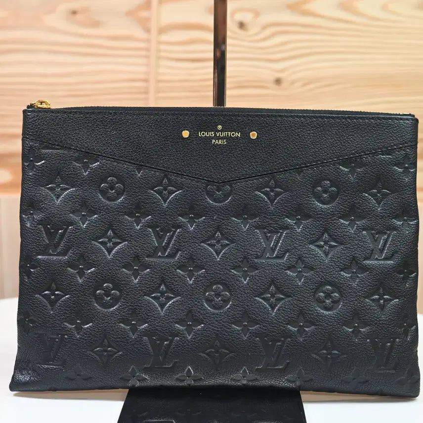[BUNJANG] Louis Vuitton Empreinte Leather Clutch / 루이비통 앙프렝뜨 클러치
