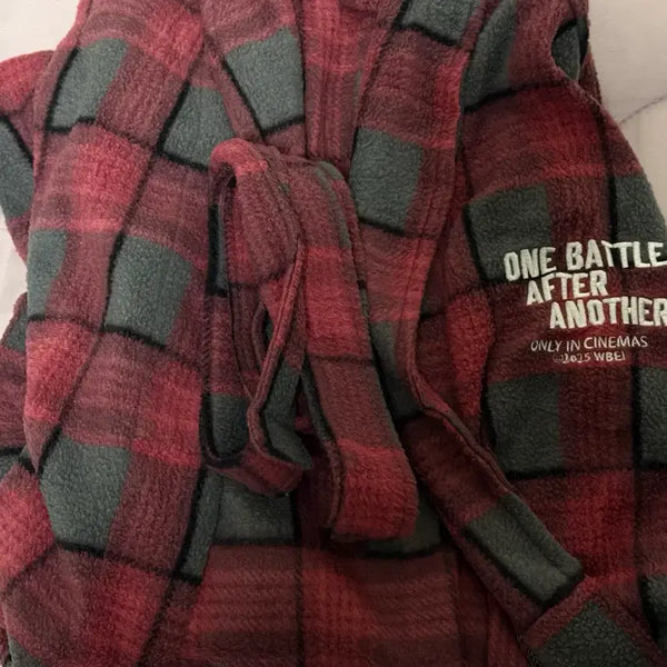[BUNJANG] One Battle After Another Fleece Gown / 원배틀애프터어나더 가운 굿즈