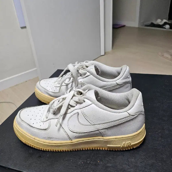 [BUNJANG] Nike Air Force 1 Low White 240mm / 나이키 에어포스 1 로우 흰색 240mm 상태좋음