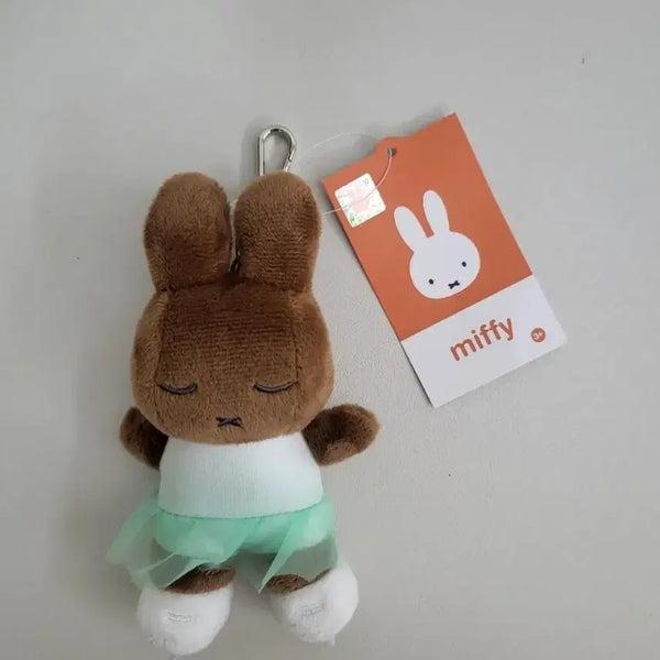 [BUNJANG] Miffy Skating Figure Keychain / 미피 피겨 스케이팅 인형 키링