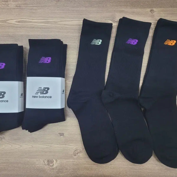 [BUNJANG] New Balance Embroidered Socks (9 Pairs) / 뉴발란스 자수 양말 9켤레