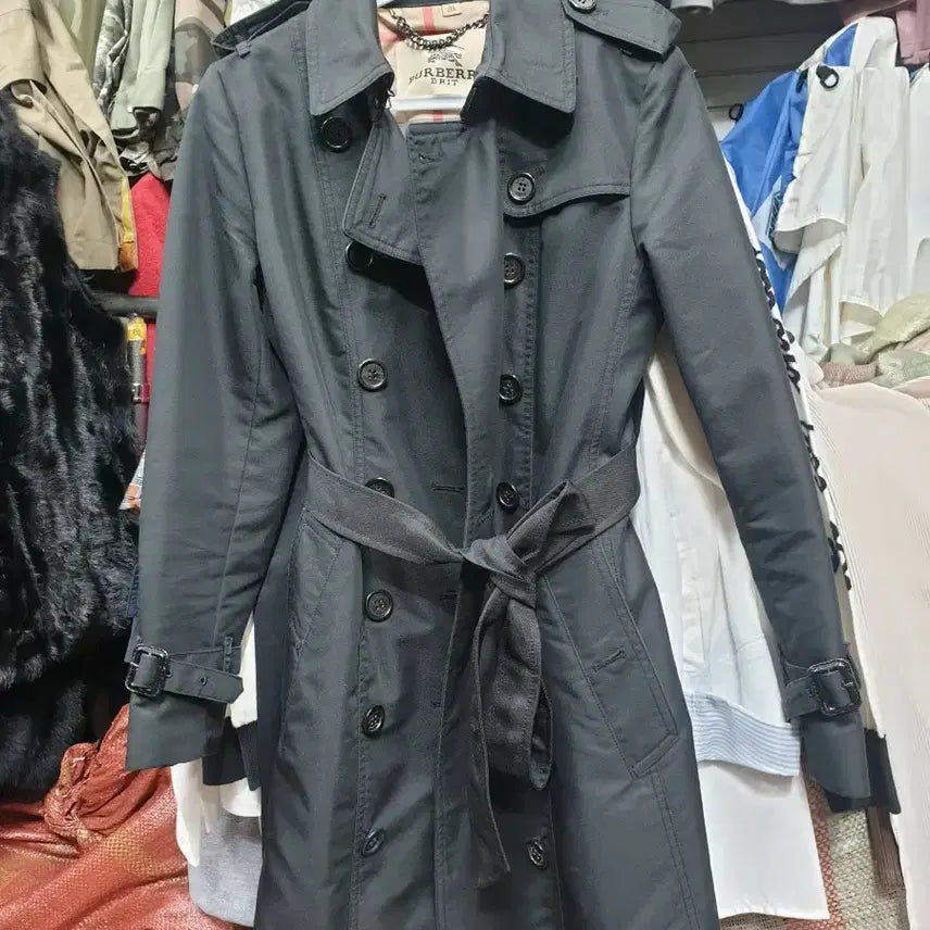 [BUNJANG] Burberry Trench Coat Black / 버버리 트렌치코트