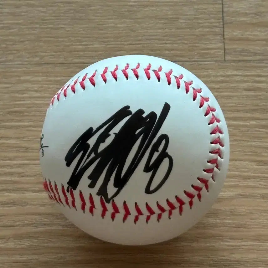 [BUNJANG] Doosan Bears Son Ah-seop Autographed Baseball / 두산베어스 손아섭 친필싸인볼