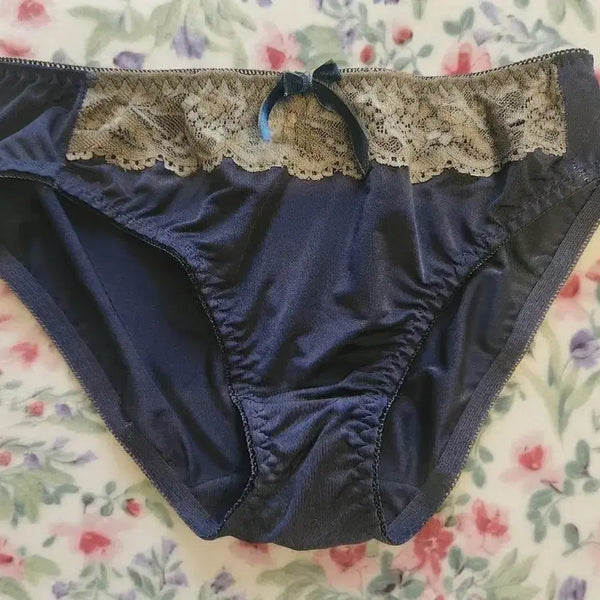 [BUNJANG] Satin Lace Women's Panties (Used, Size M) / ( 중고) 새틴 레이스 여성 팬티