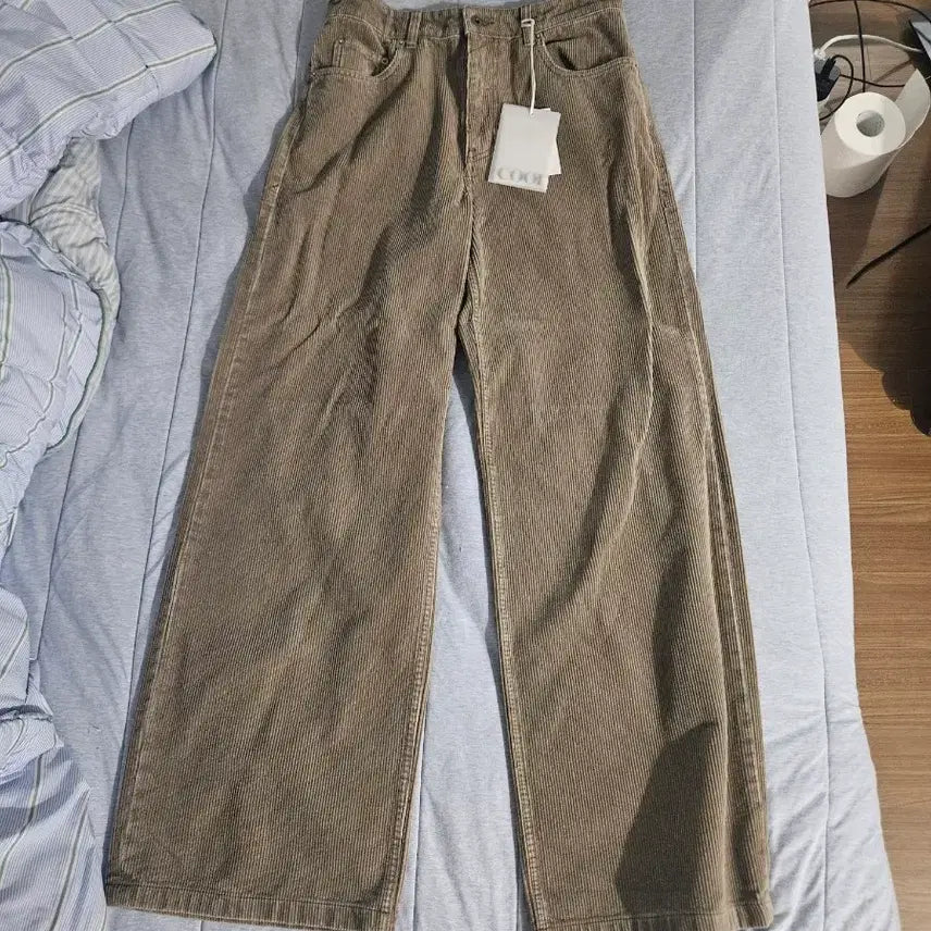 [BUNJANG] COOR Corduroy Semi Wide Pants / [쿠어] 코듀로이 세미 와이드 팬츠