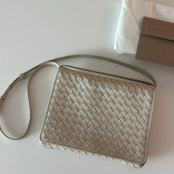 [BUNJANG] Bottega Veneta White Vintage Crossbody Bag / 보테가베네타 크로스백 화이트 빈티지