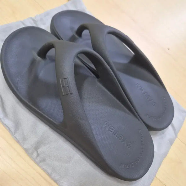 [BUNJANG] System Black Flip-Flops / 시스템 쪼리 블랙