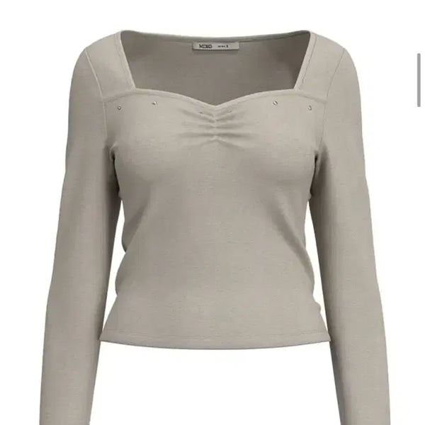 [BUNJANG] MIXXO Heartneck Studded Long Sleeve T-shirt / 미쏘 하트넥 스터드 긴팔 티셔츠 에이블리 지그재그 에엣세컨즈 스파오 부츠컷 데님 팬츠 반팔