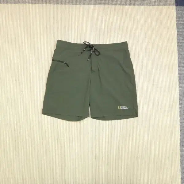 [BUNJANG] National Geographic Men's Khaki Nylon Shorts / (91) 내셔널지오그래픽 남성 카키 쇼츠