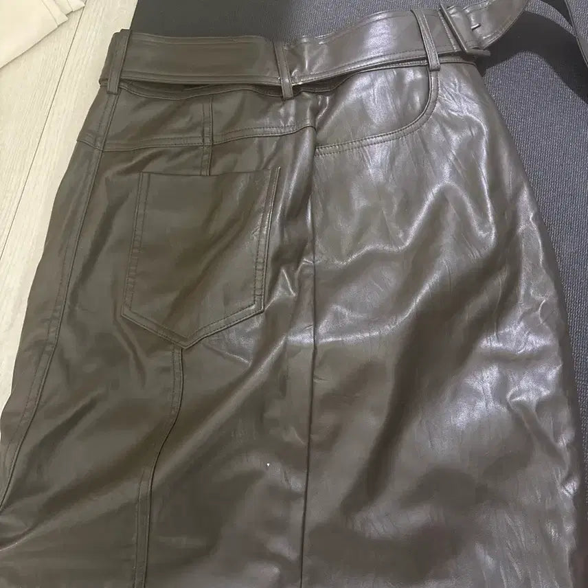 [BUNJANG] Matinkim Leather Skirt Brown / 통통 튀는 가죽 스커트 브라운