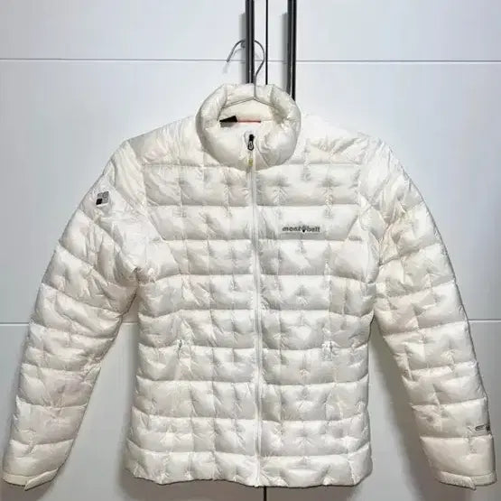 [BUNJANG] Montbell Plasma Lightweight Down Jacket White Ivory S / 몽벨 플라즈마 경량패딩 화이트아이보리 ex1000 S사이즈