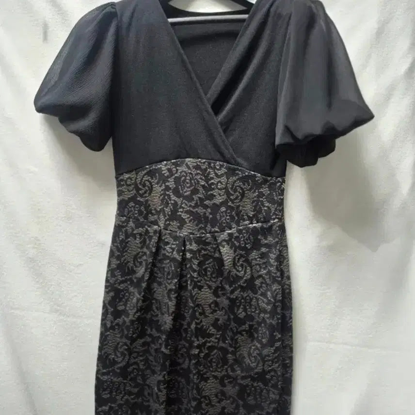 [BUNJANG] Patterned Wrap Dress Puff Sleeve Long Dress S / 랩원피스 퍼프소매 패턴 롱 원피스S