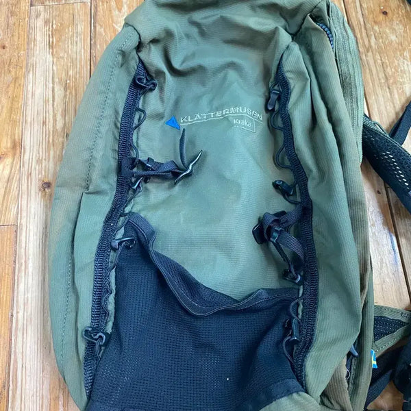 [BUNJANG] Klättermusen Kake Backpack Olive / 클라터뮤젠 카케 백팩 올리브