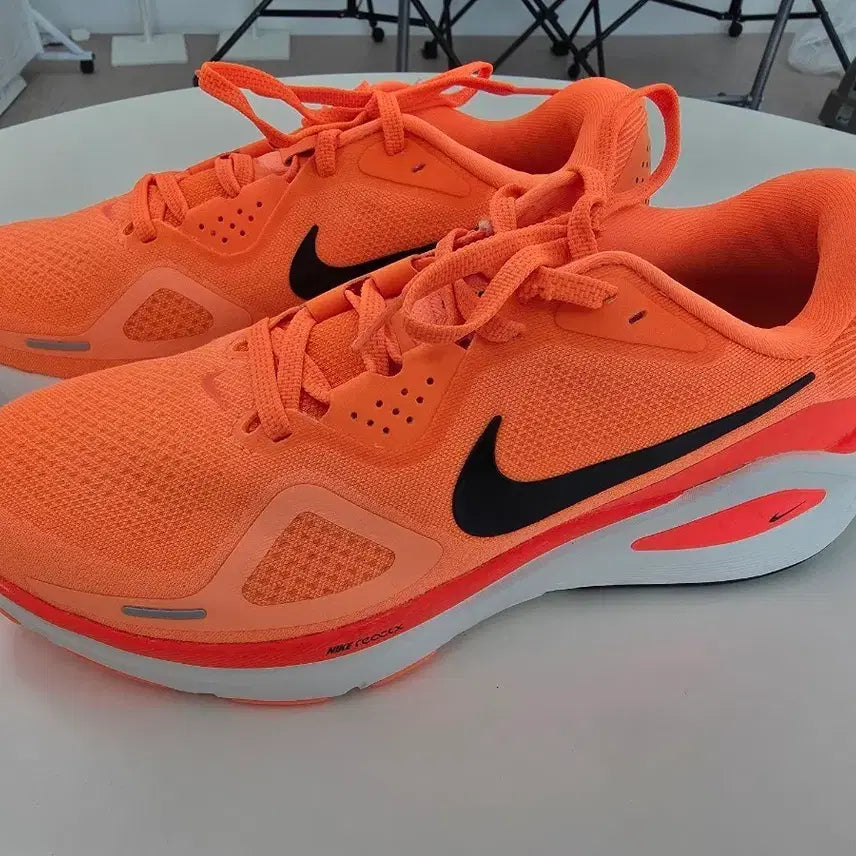 [BUNJANG] Nike Structure 26 Running Shoes Orange 265mm / 나이키 스트럭쳐 26 오렌지 265mm 러닝화