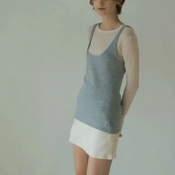 [BUNJANG] Thanat Sleeveless Top / 타낫 슬리브리스