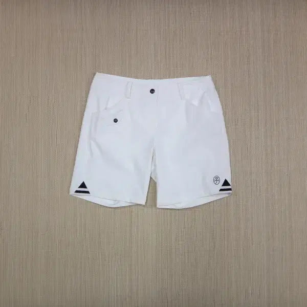[BUNJANG] Castelbajac Women's Golf Shorts White Size 67 / (67cm) 까스텔바작 여성 골프 반바지
