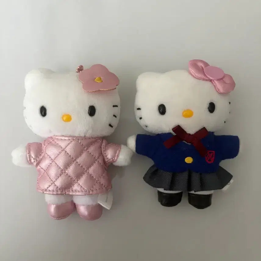 [BUNJANG] Sanrio Hello Kitty Quilted Kitty Mascot Keyring Doll Bundle Set / 일괄) 산리오 헬로키티 교복 키티 퀼트 키티 마스코트 키링 인형