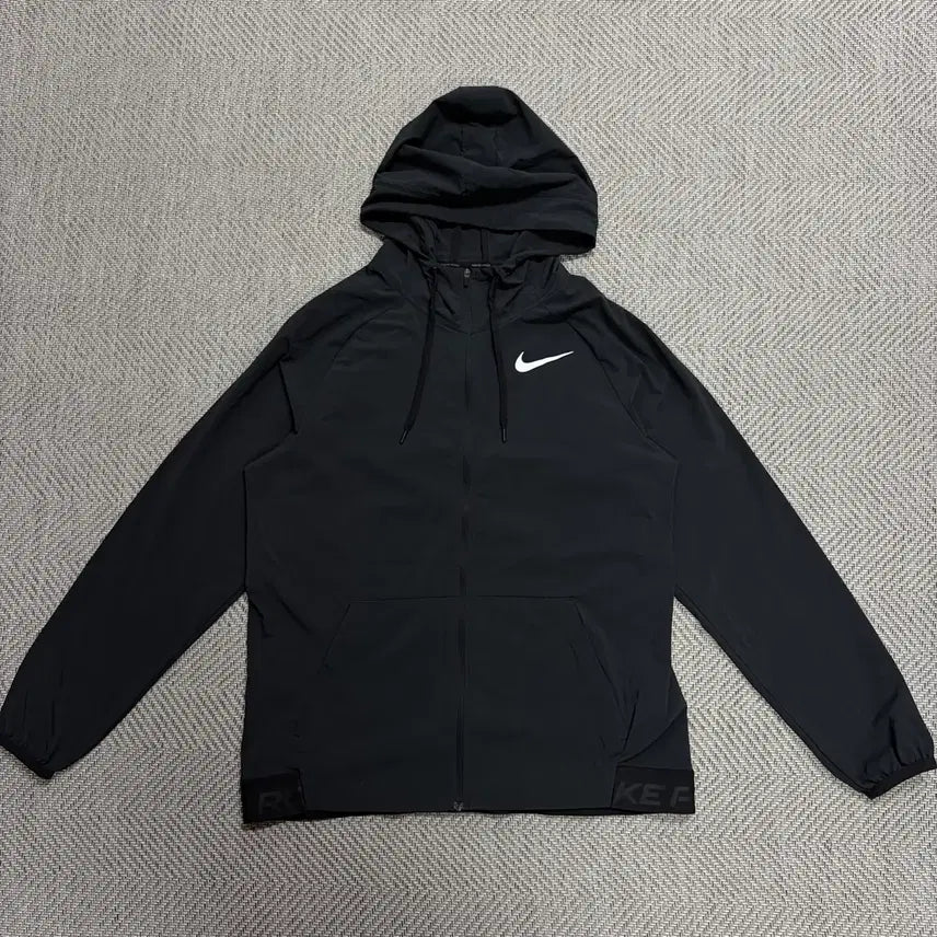[BUNJANG] Nike Pro Running Windbreaker Black / (L)나이키프로 런닝바람막이 블랙