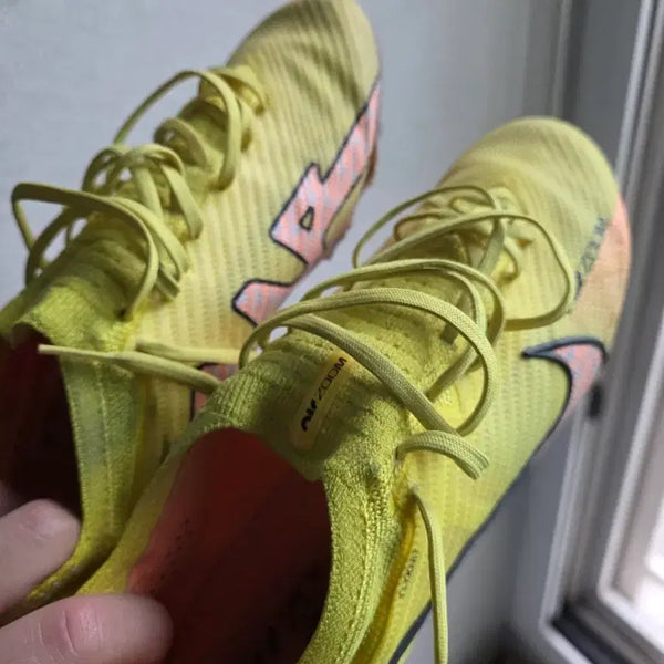 [BUNJANG] Nike Soccer Cleats (27.5cm) / 나이키 축구화 275