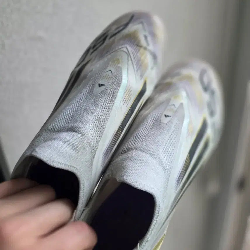 [BUNJANG] Adidas Football Boots 275 / 아디다스 축구화 275