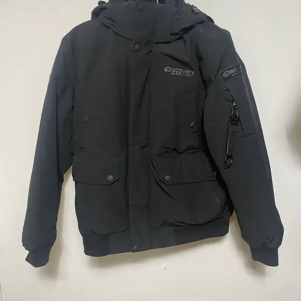 [BUNJANG] Discovery Expedition Black Padded Jacket / 디스커버리 패딩 블랙