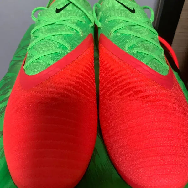 [BUNJANG] Nike Phantom GT Elite FG Haaland Edition Soccer Cleats (Size 275) / 나이키 팬텀6 홀란드애디션 AG 275 새거