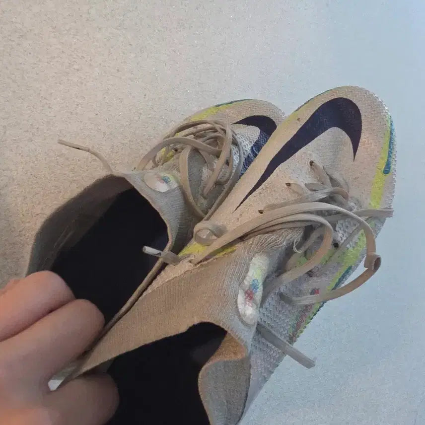[BUNJANG] Nike Football Boots 270 / 나이키 축구화 270