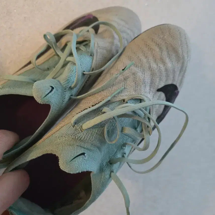 [BUNJANG] Nike Soccer Cleats Size 275 / 나이키 축구화 275