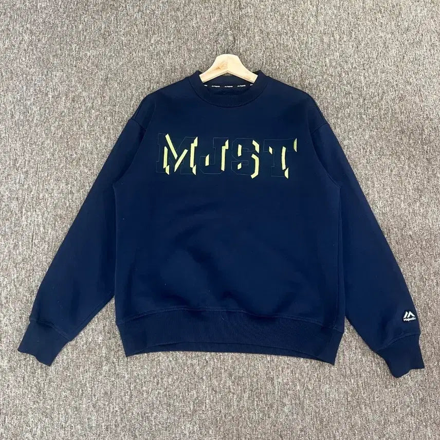 [BUNJANG] Majestic Navy Graphic Sweatshirt Size 100 / 마제스틱 네이비 그래픽 맨투맨 100