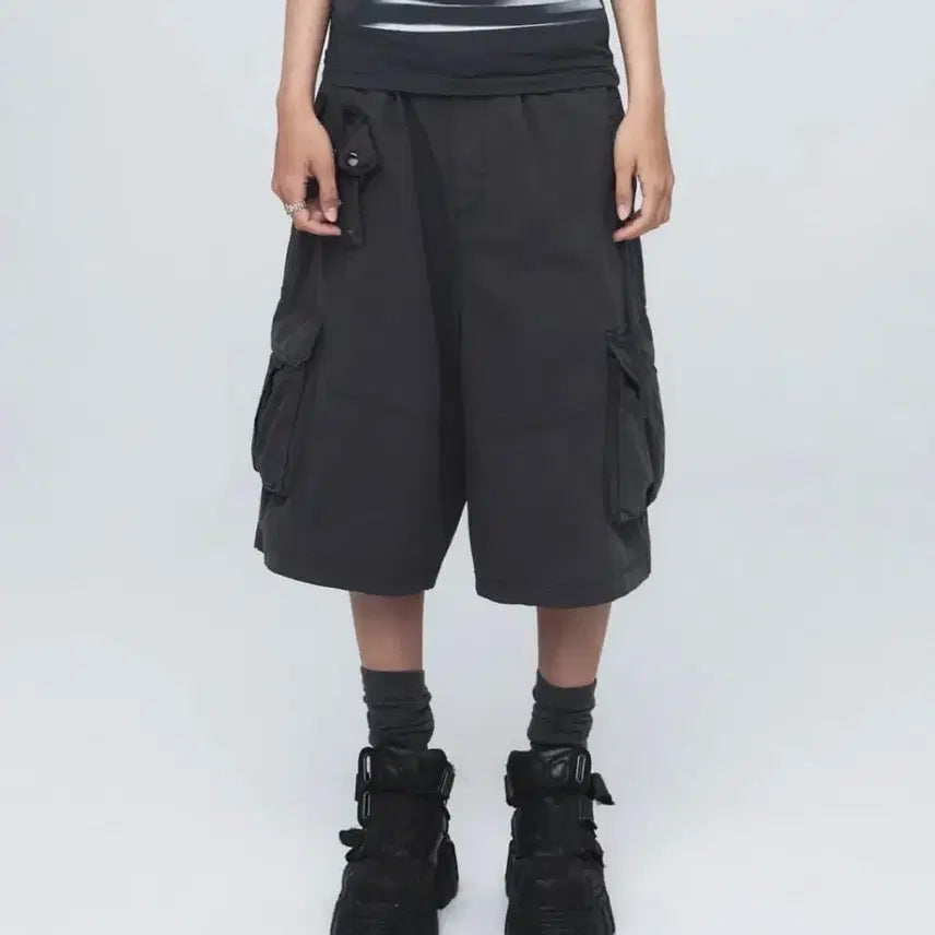 [BUNJANG] Nache Washing Cargo Half Pants Charcoal Size 1 / 나체(Nache) WASHING CARGO HALF PANTS 차콜 사이즈1