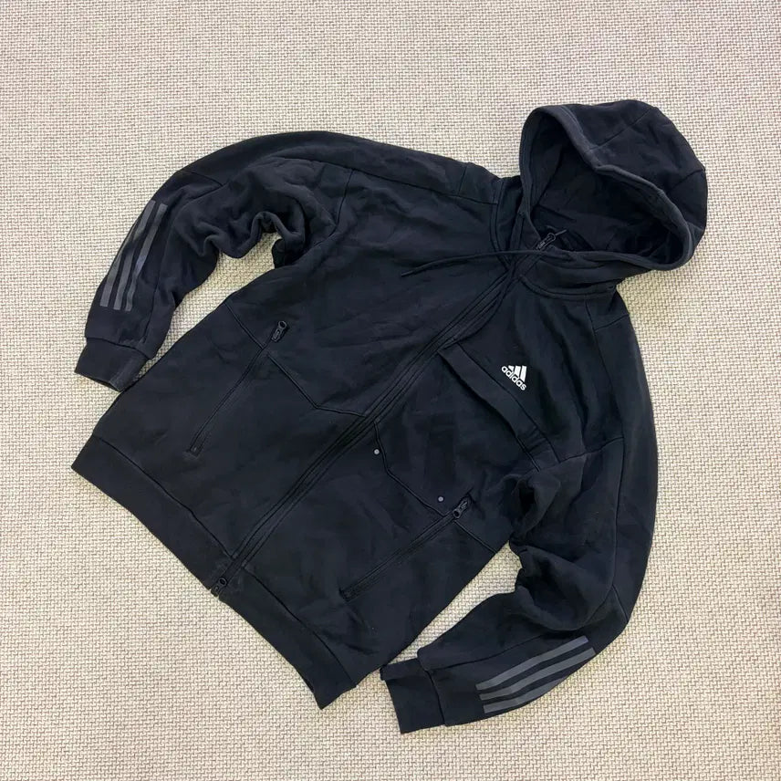 [BUNJANG] Adidas Hoodie Zip-up / L 아디다스 후드 집업 0821D1