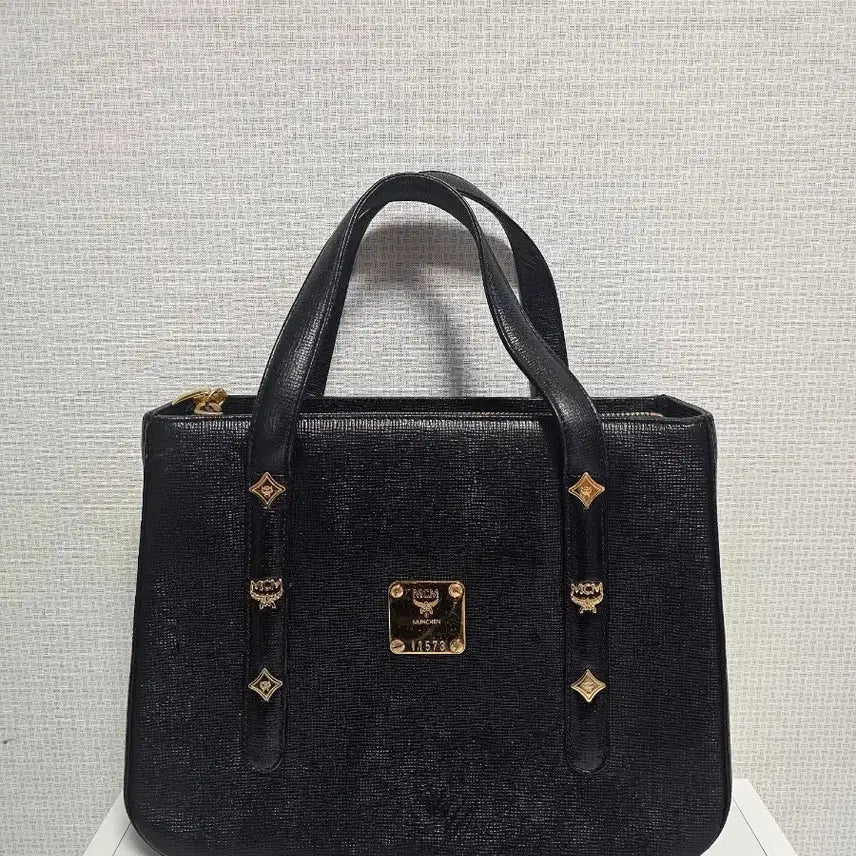 [BUNJANG] MCM Black Leather Tote Bag / MCM 토트백 블랙