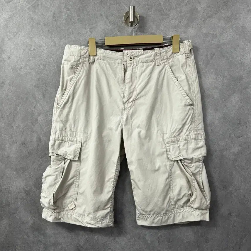 [BUNJANG] Men's Cargo Shorts Beige Size 34 / 남성 카고 반바지 베이지색 34사이즈
