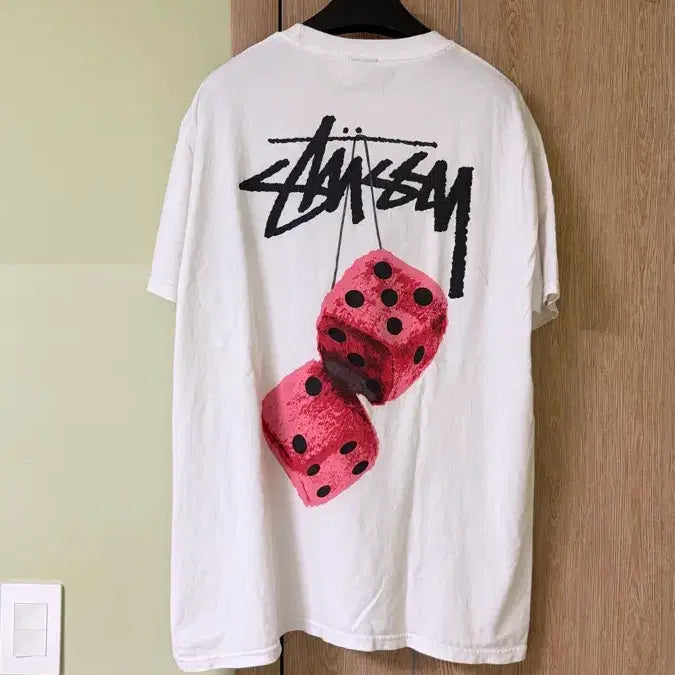 [BUNJANG] Stussy Fuzzy Dice T-Shirt (Large) / 정품 스투시 퍼지 다이스 티셔츠 L 판매