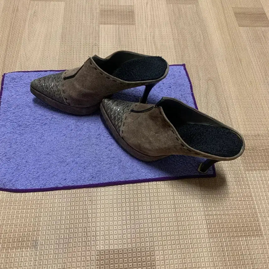 [BUNJANG] Suede Platform Mule Heels / 가보시 스웨이드 뮬 힐 225