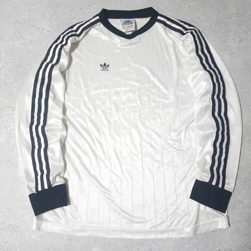 [BUNJANG] Adidas 90s Old Skool Functional Training Long Sleeve T-Shirt / L 아디다스 삼선 90s 올드스쿨 기능성 트레이닝 롱슬리브 긴팔 티