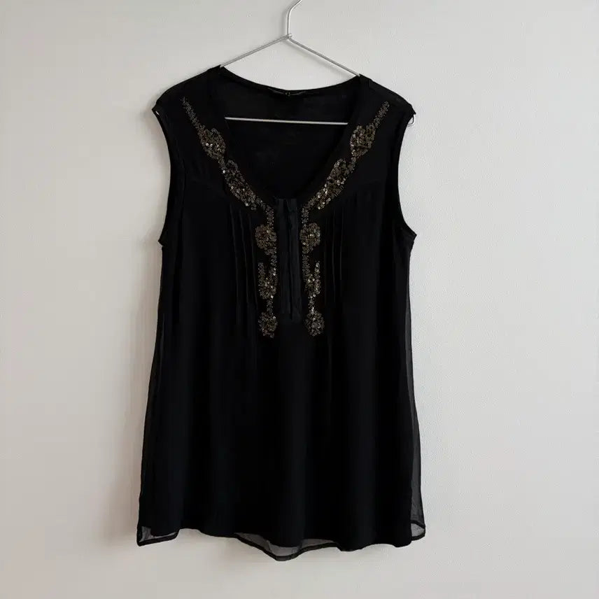 [BUNJANG] Max Mara Beaded Sleeveless Top Black / 막스마라 비즈 민소매 블랙