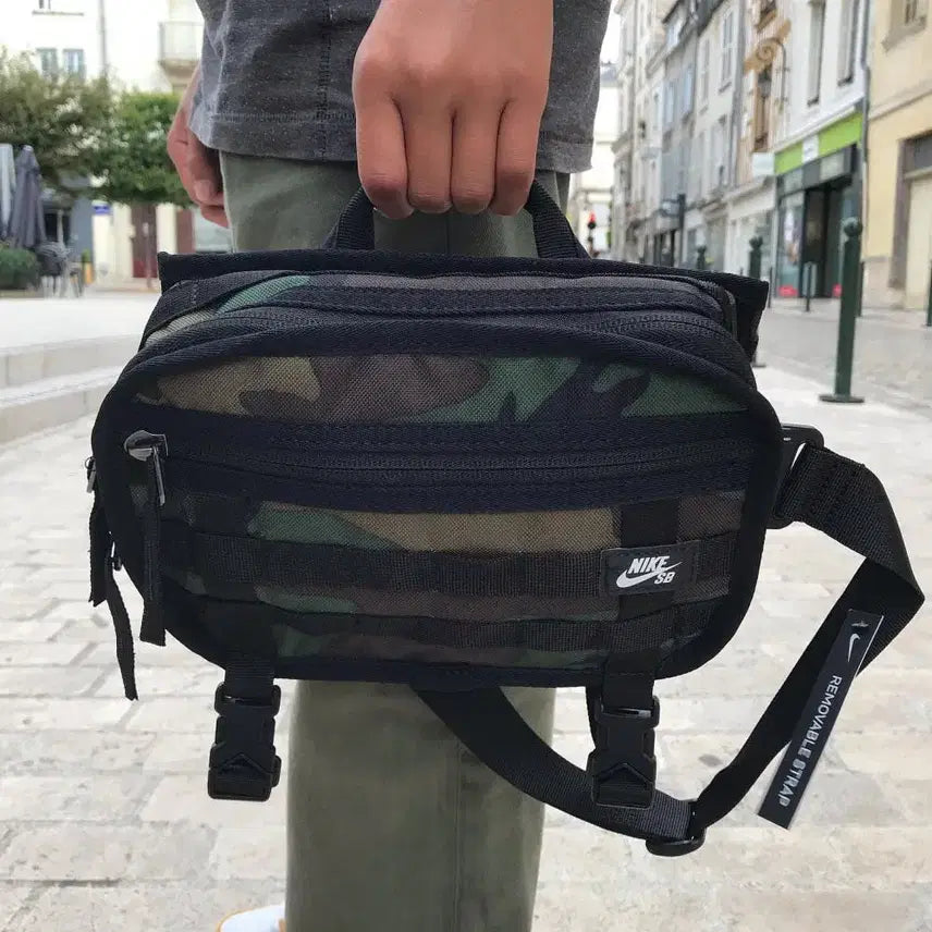 [BUNJANG] Nike SB Tech Pack Camo Hip Pack Crossbody Bag / 나이키 SB 테크팩 힙색 카모 크로스백 보조 가방