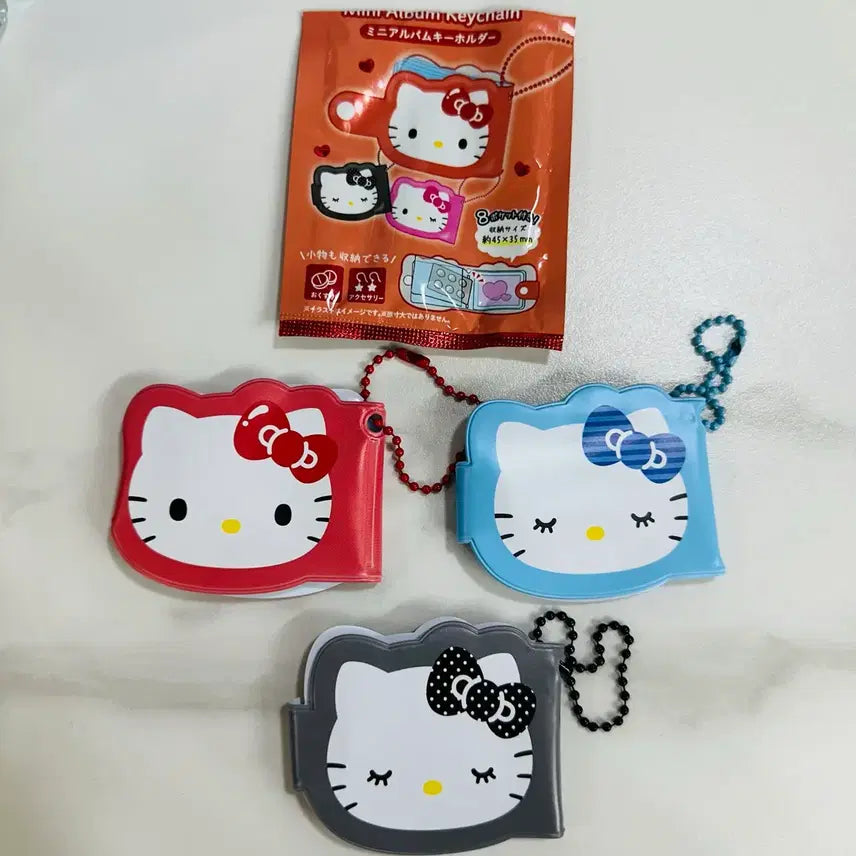 [BUNJANG] Hello Kitty Mini Album Random Keychain New / 헬로키티 미니앨범 랜덤 키링 새제품