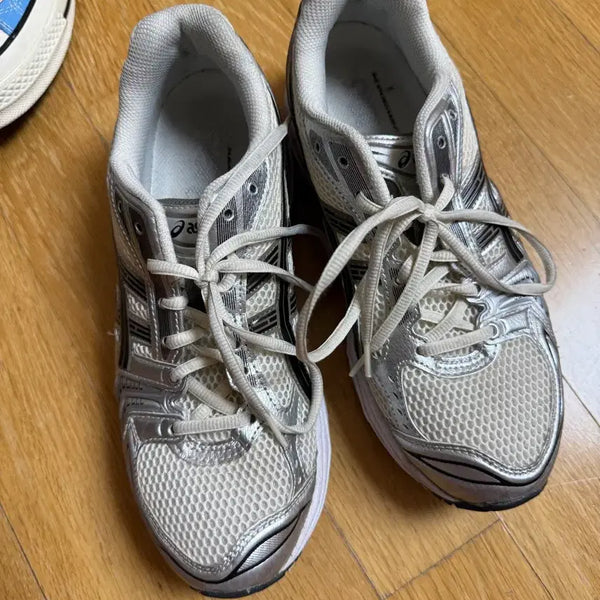 [BUNJANG] Asics Gel-Kayano 14 Sneakers / 아식스 젤 카야노 14 260 거의 새것
