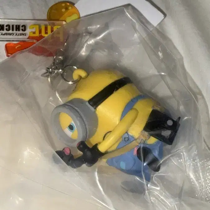 [BUNJANG] BHC Minions Minions/James Mini Figure Keyring / bhc 미니언즈 굿즈 키링 (미니언즈/제임스)