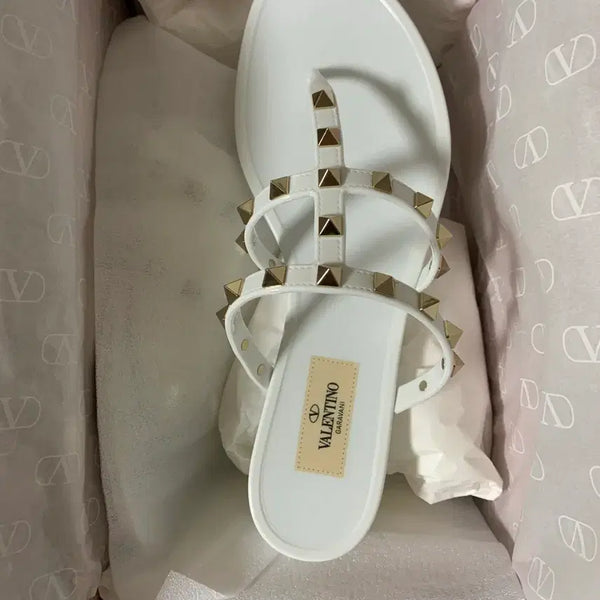 [BUNJANG] Valentino Rockstud Flip-Flops White / 착샷) 발렌티노 락스터드 플립플랍 쪼리 화이트