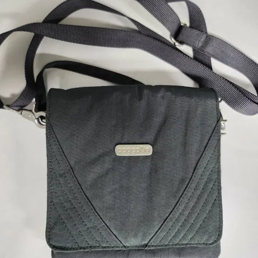 [BUNJANG] Baggallini Mini Crossbody Bag / 상태좋음) 미국 배갈리니 Baggallini 여행용 미니 크로스백